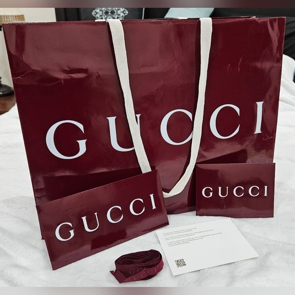Authentic Extra Large XL Huge Gucci 2024 Red Empty Paper Gift Shopping Bag Tote - Picture 1 of 11